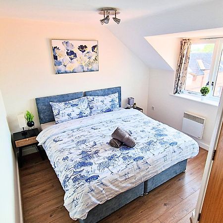Luxury Spacious Apartment- Sleeps 4 Лафборо Экстерьер фото
