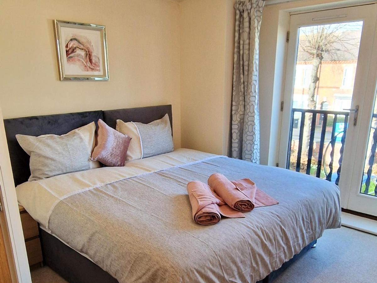Luxury Spacious Apartment- Sleeps 4 Лафборо Экстерьер фото