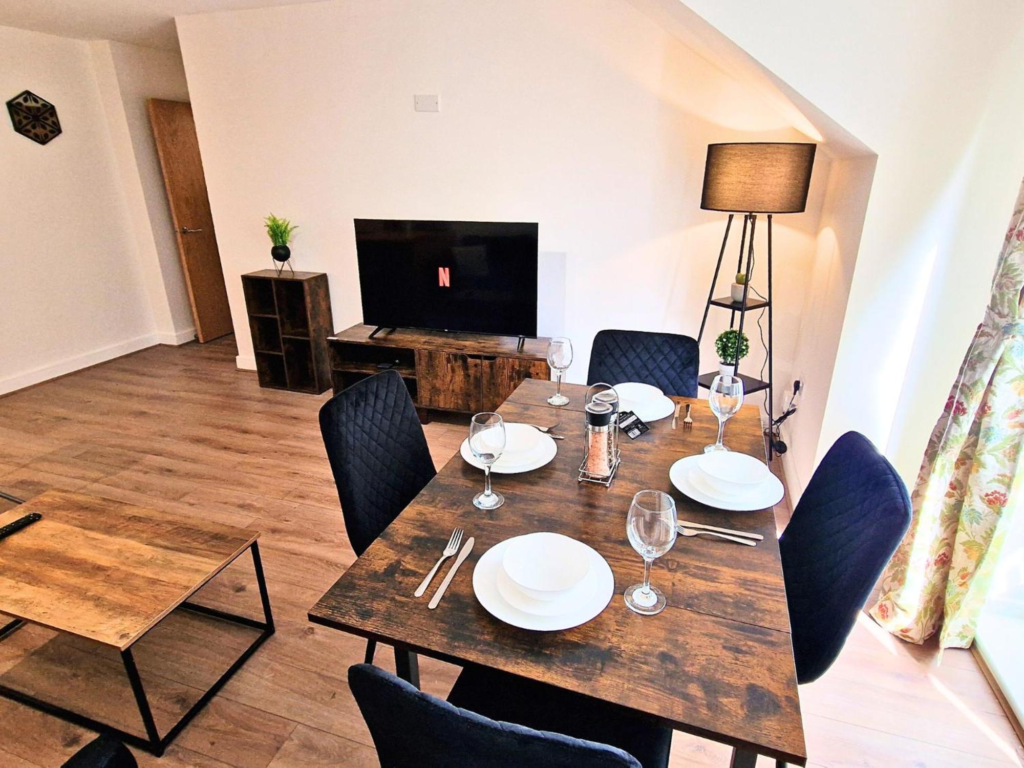 Luxury Spacious Apartment- Sleeps 4 Лафборо Экстерьер фото